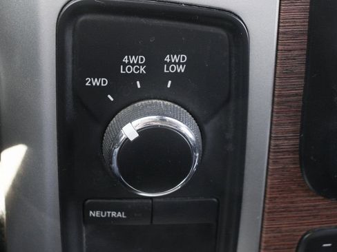 Used 2018 RAM 3500 Laramie image 32