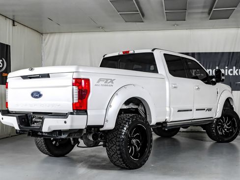 Used 2019 Ford F250 Lariat w/ Lariat Ultimate Package AWD/4WD image 7