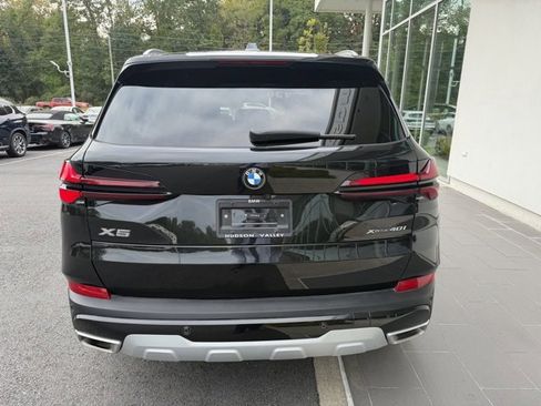 Used 2025 BMW X5 xDrive40i w/ Premium Package image 8