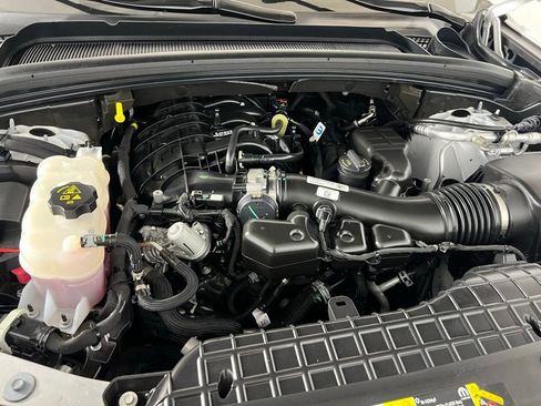 Used 2023 Jeep Grand Cherokee Altitude image 34