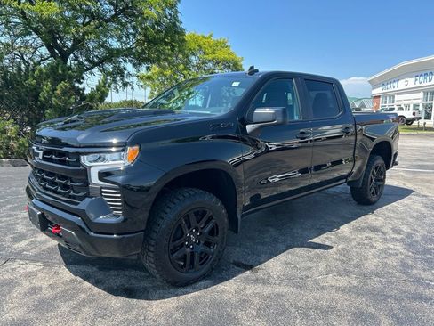 Used 2023 Chevrolet Silverado 1500 LT Trail Boss w/ Convenience Package II AWD/4WD image 1