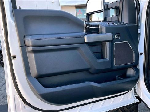 Used 2022 Ford F250 Platinum w/ FX4 Off-Road Package image 20