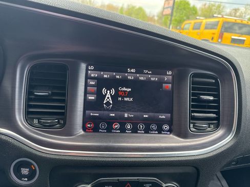 Used 2018 Dodge Charger GT w/ Blacktop Package AWD/4WD image 26