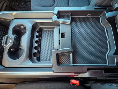 New 2026 RAM 1500 4x4 Crew Cab image 32