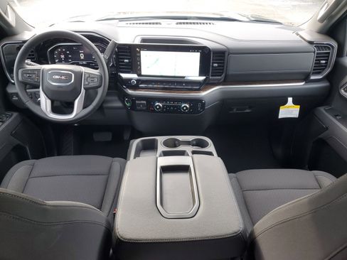 New 2025 GMC Sierra 1500 Elevation image 16