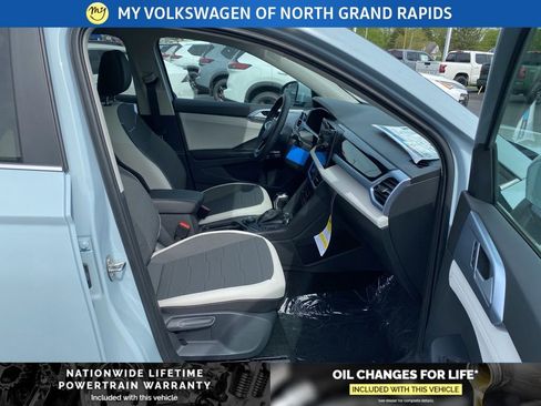 New 2026 Volkswagen Taos SE AWD/4WD image 26