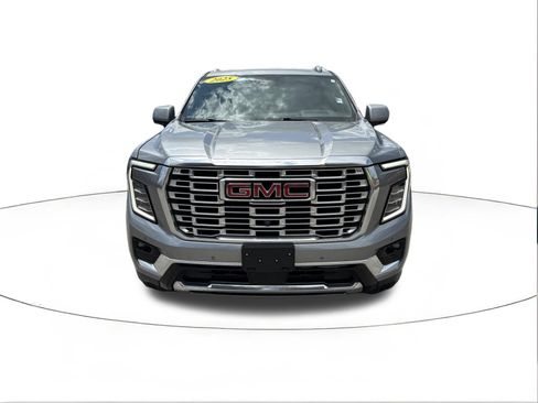 Used 2025 GMC Yukon Denali AWD/4WD image 8