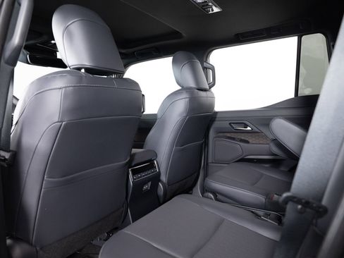 Used 2026 Lexus GX 550 w/ Accessory Package (2T) image 20