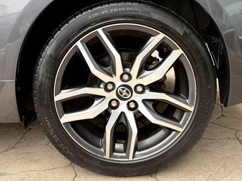 Used 2014 Scion tC FWD image 39