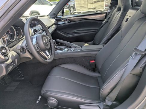 New 2026 MAZDA MX-5 Miata RF Grand Touring RWD image 18