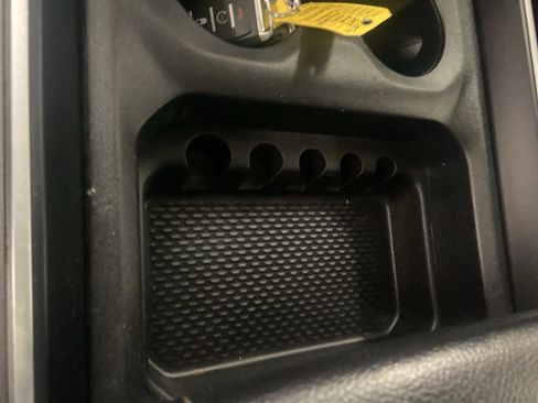 Used 2019 RAM 1500 Big Horn image 31