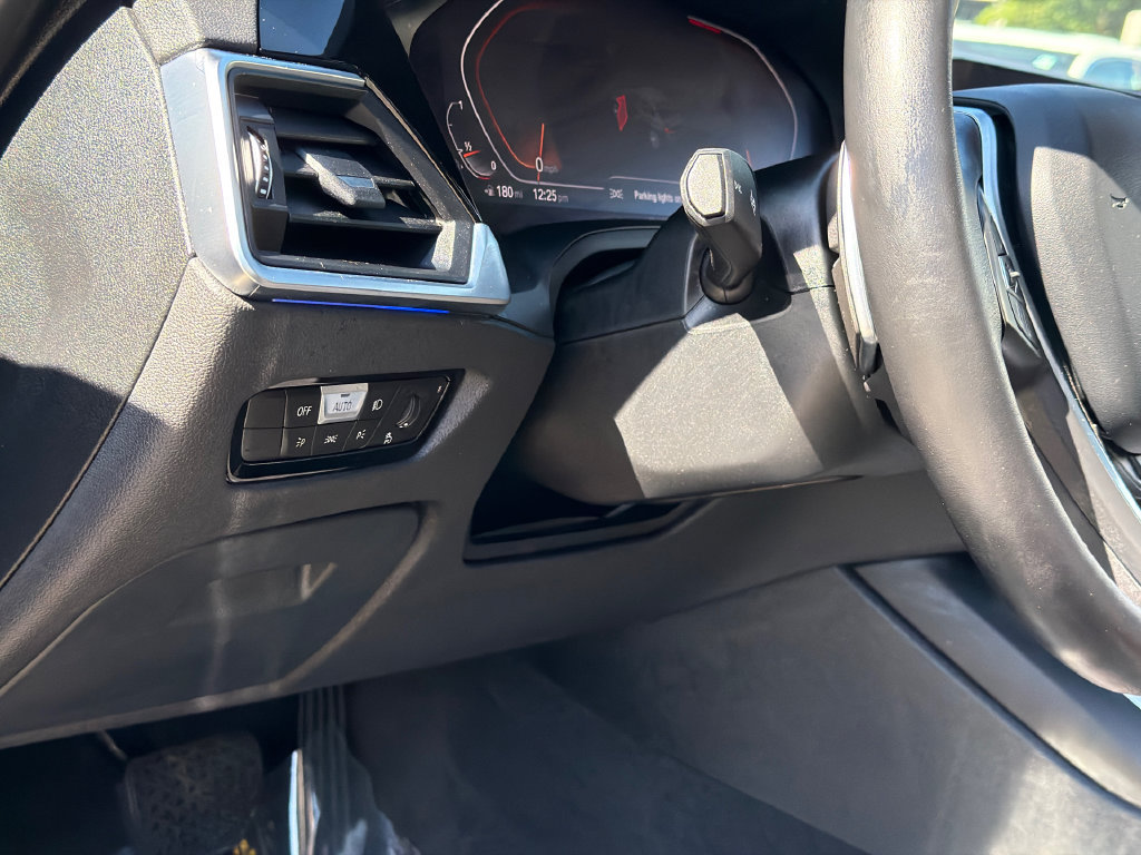 Used 2019 BMW 330i xDrive Sedan w/ Convenience Package AWD/4WD image 16