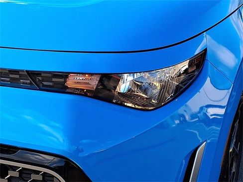 Used 2023 Kia Soul EX image 9