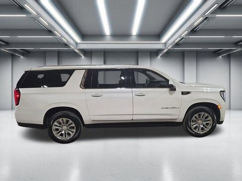 Used 2024 GMC Yukon XL Denali AWD/4WD image 1