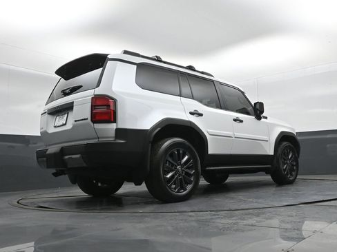 Used 2026 Toyota Land Cruiser image 44