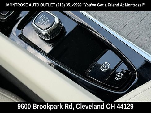 New 2026 Volvo V60 B5 Cross Country Plus w/ Protection Package Premier AWD/4WD image 32