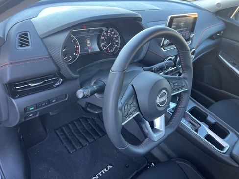 Used 2024 Nissan Sentra SR image 9