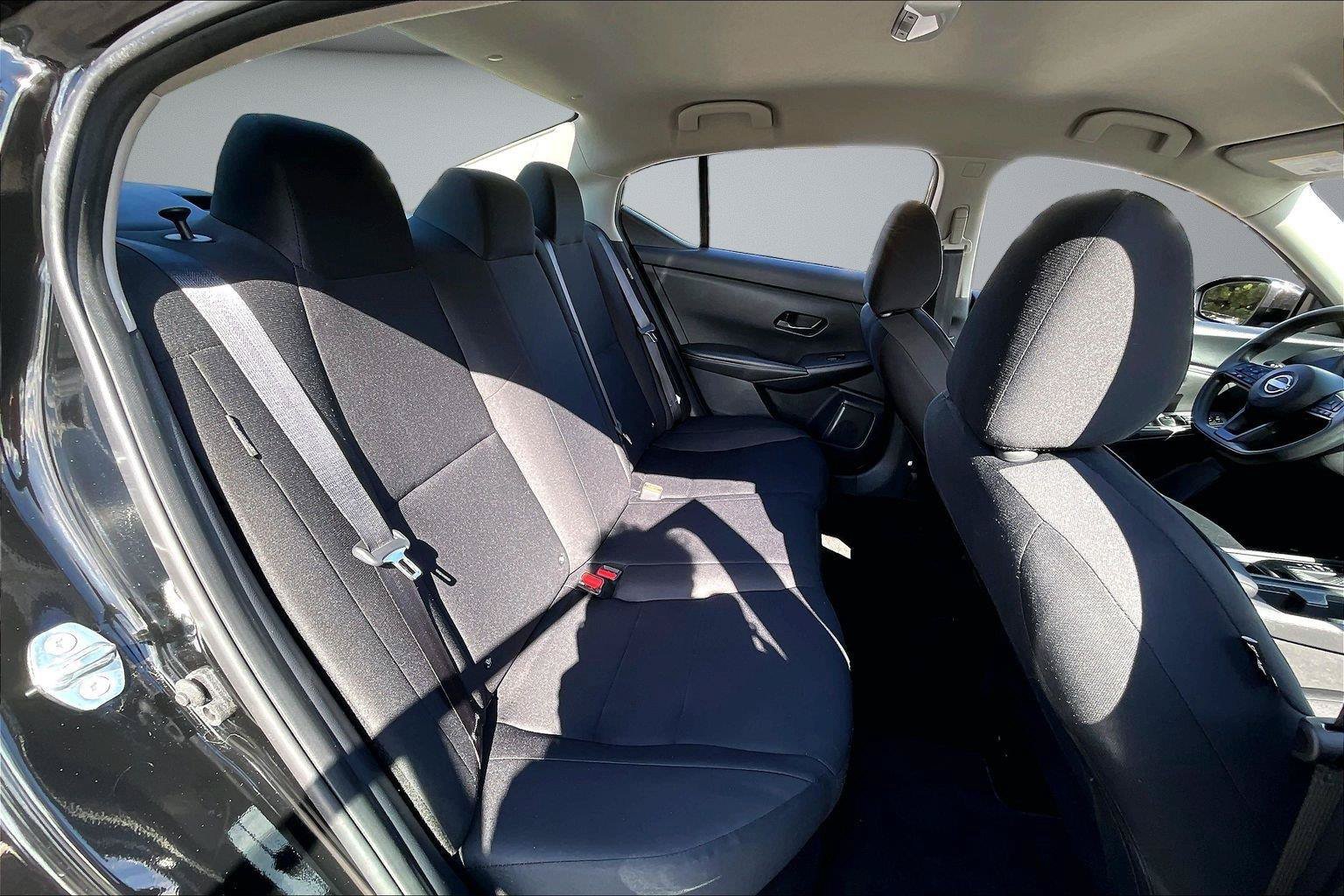 Used 2025 Nissan Sentra S w/ Lighting Package FWD image 25