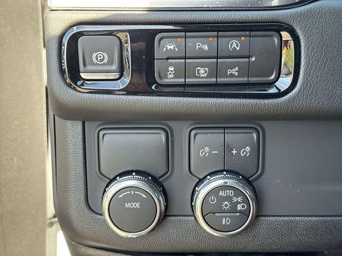 New 2026 GMC Yukon Denali RWD image 16