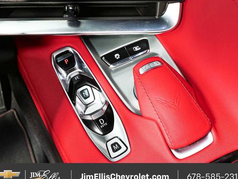 Used 2025 Chevrolet Corvette Z06 RWD image 17