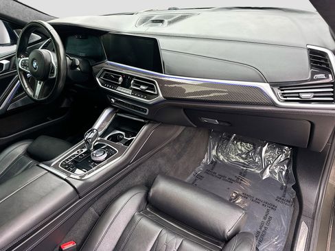 Used 2020 BMW X6 M50i image 34