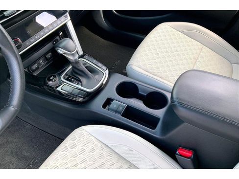 Used 2022 Kia Seltos SX image 15