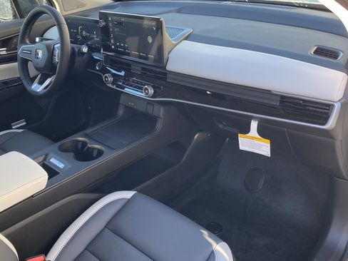 New 2026 Honda Prologue Touring image 10