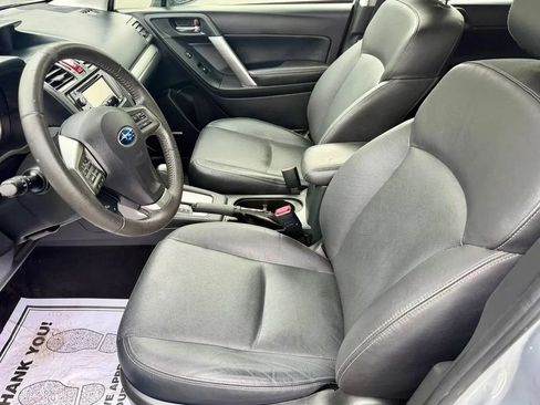Used 2015 Subaru Forester 2.5i Limited AWD/4WD image 2