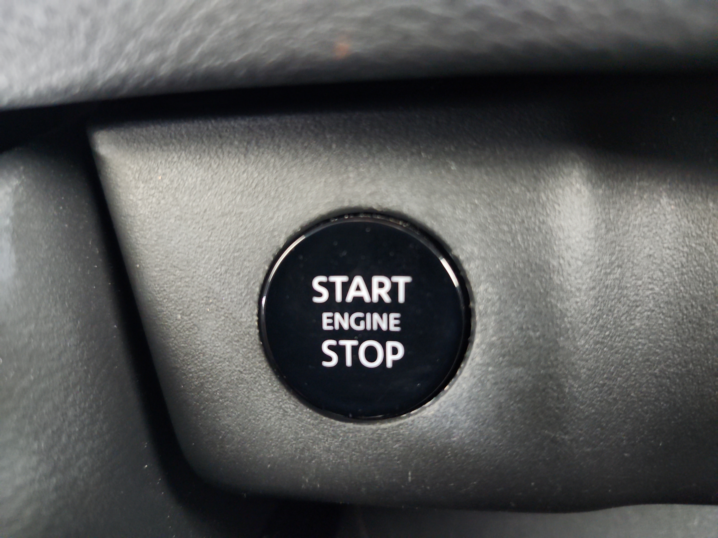 Used 2024 Nissan Rogue S FWD image 21