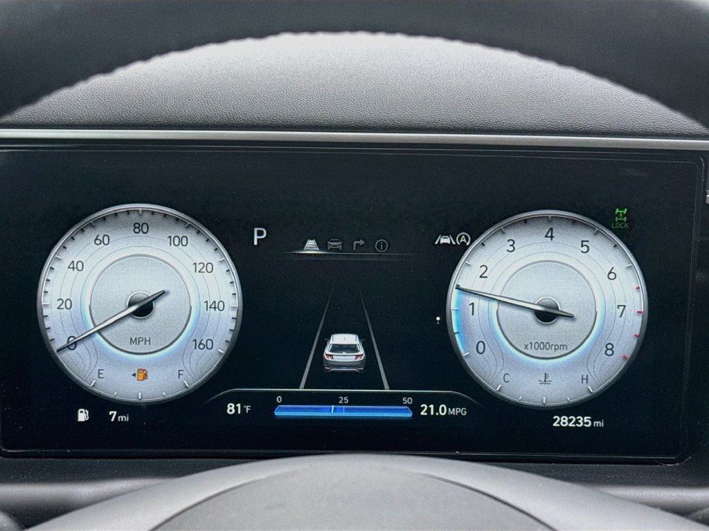 Used 2024 Hyundai Tucson Limited AWD/4WD image 13