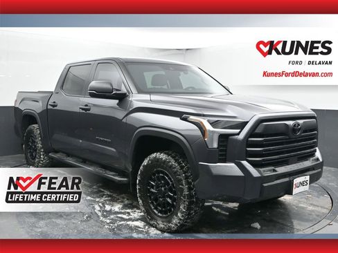 Used 2025 Toyota Tundra SR5 image 1