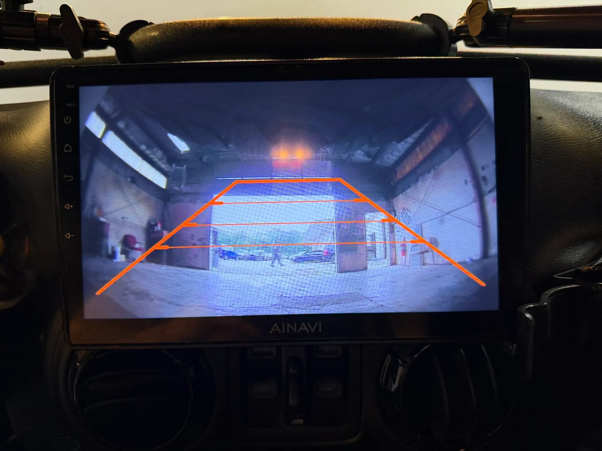 Used 2017 Jeep Wrangler Unlimited Sahara AWD/4WD image 18