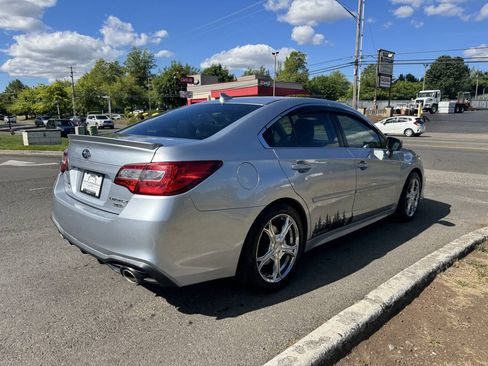 Used 2018 Subaru Legacy 3.6R Limited AWD/4WD image 12