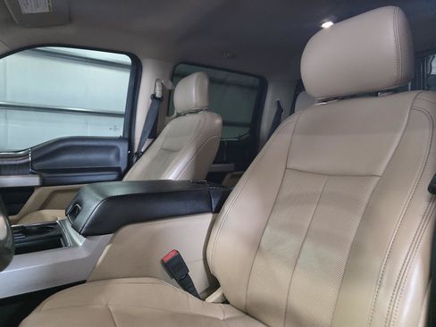 Used 2020 Ford F250 Lariat w/ Lariat Value Package AWD/4WD image 13