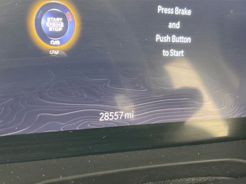 Used 2023 Jeep Grand Cherokee Limited AWD/4WD image 12