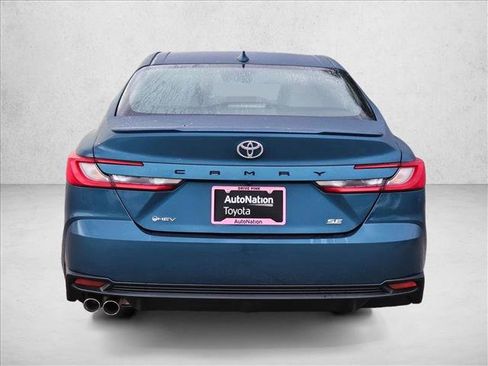 New 2026 Toyota Camry SE image 8