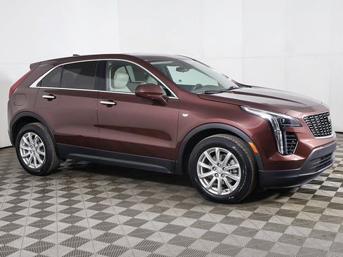 Used 2023 Cadillac XT4 Luxury FWD image 12