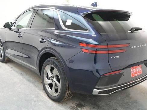 New 2026 Genesis GV70 2.5T Select image 6
