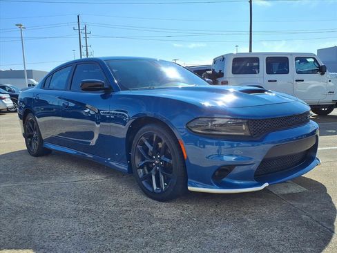 Used 2022 Dodge Charger GT w/ Blacktop Package image 2