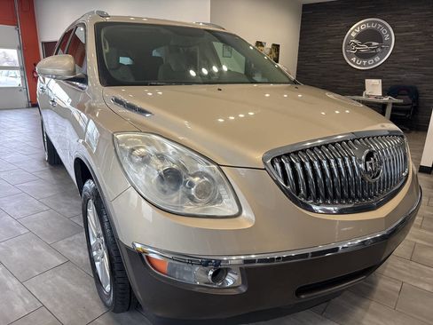 Used 2008 Buick Enclave CX w/ Driver Confidence Package image 1