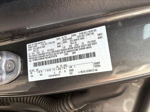 Certified 2025 Ford Escape ST-Line Select AWD/4WD image 31