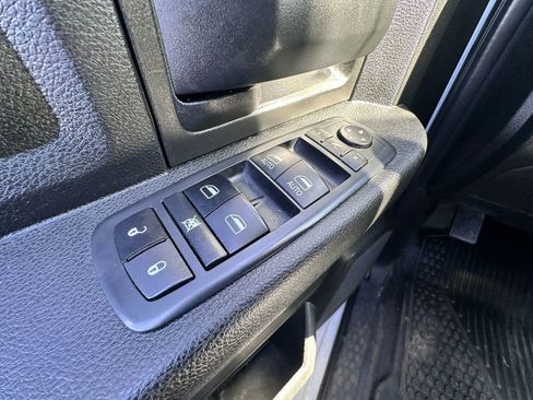Used 2020 RAM 2500 Tradesman w/ Chrome Appearance Group AWD/4WD image 14