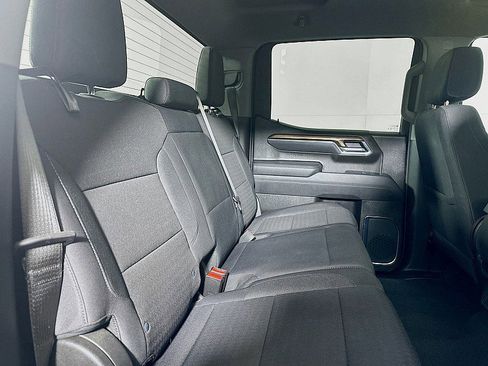 Used 2025 Chevrolet Silverado 1500 LT image 26