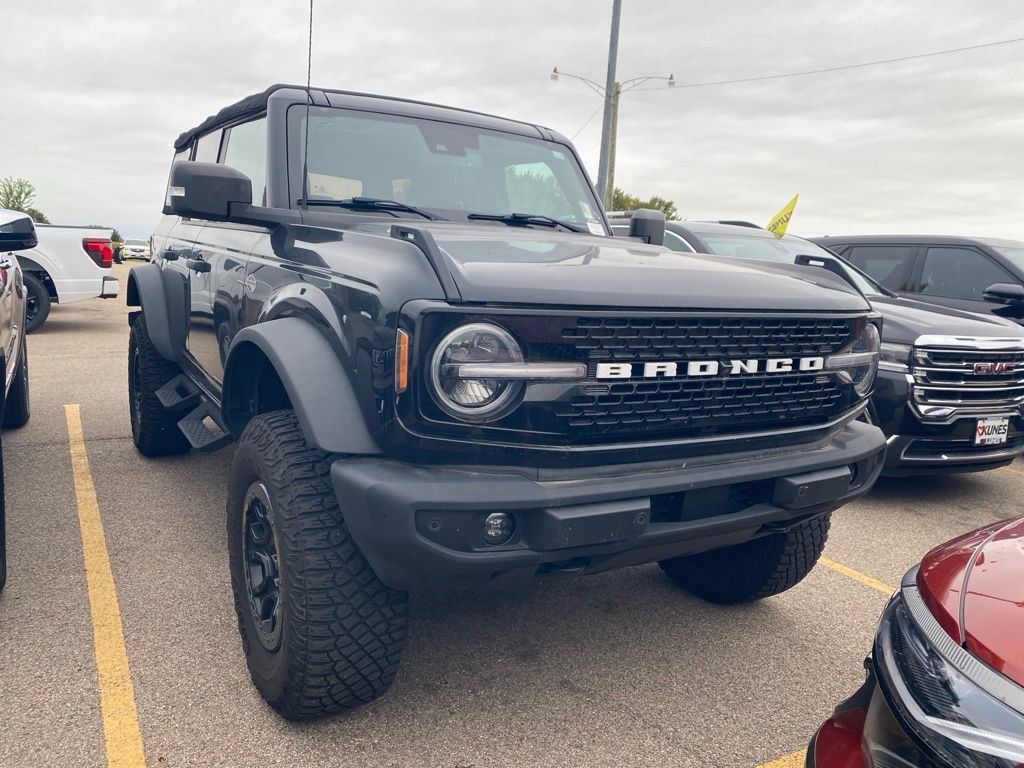 Used 2022 Ford Bronco Wildtrak AWD/4WD image 3