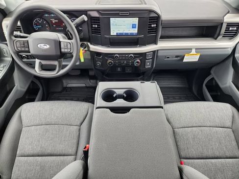 New 2026 Ford F250 XL w/ XL Chrome Package RWD image 26