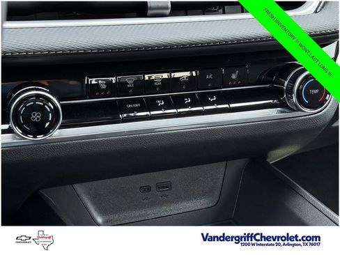 New 2026 Chevrolet Equinox LT w/ Safety and Technology Package FWD image 14