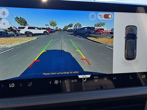 Certified 2025 Ford Explorer Active w/ Active Comfort Package image 26