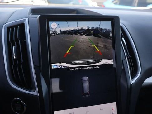 Certified 2024 Ford Edge SEL w/ Convenience Package image 16