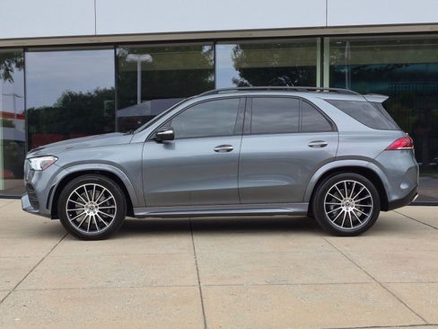 Used 2020 Mercedes-Benz GLE 450 4MATIC image 2