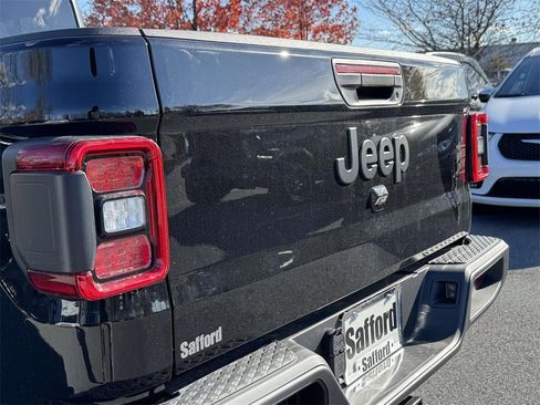 New 2026 Jeep Gladiator Willys image 10